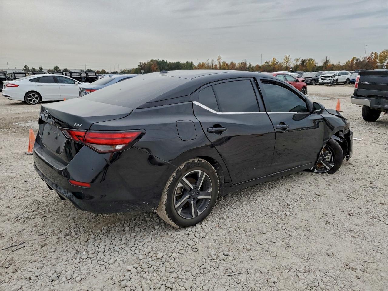 2024 NISSAN SENTRA SV photo 5