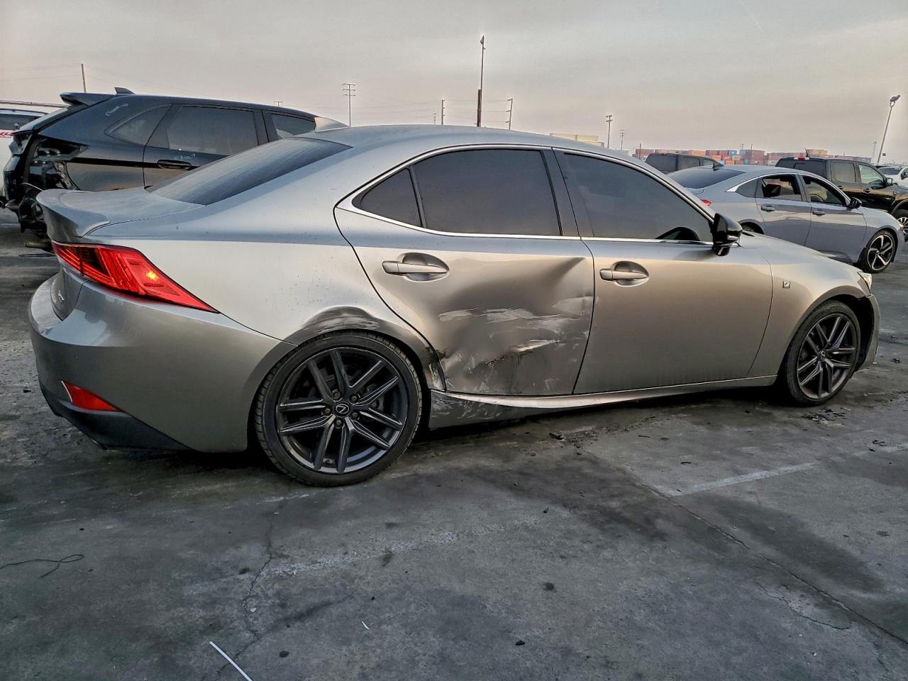 2019 LEXUS IS 300 photo 5