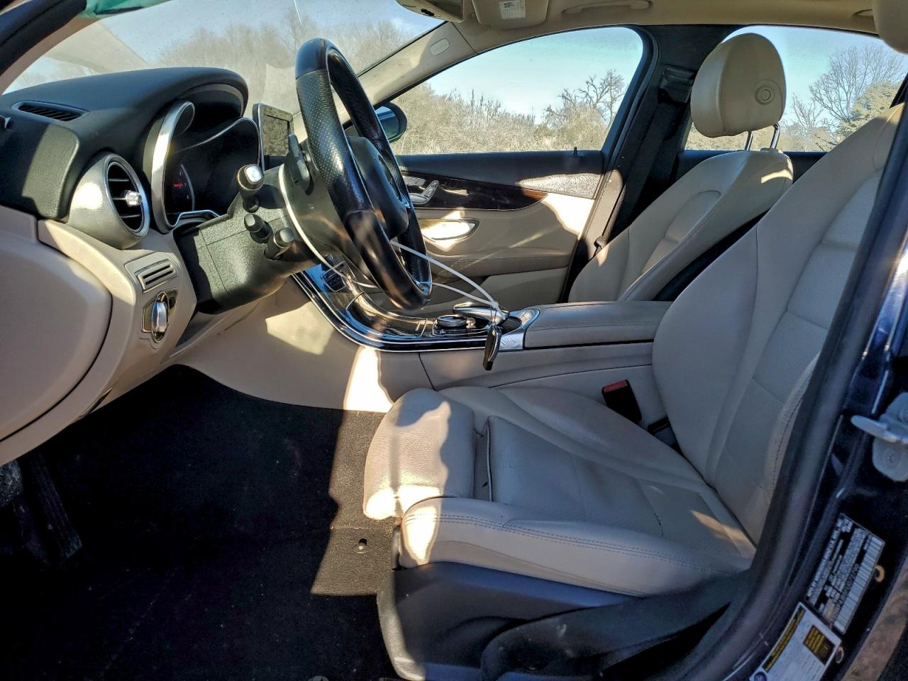 2015 MERCEDES-BENZ C 300 photo 19