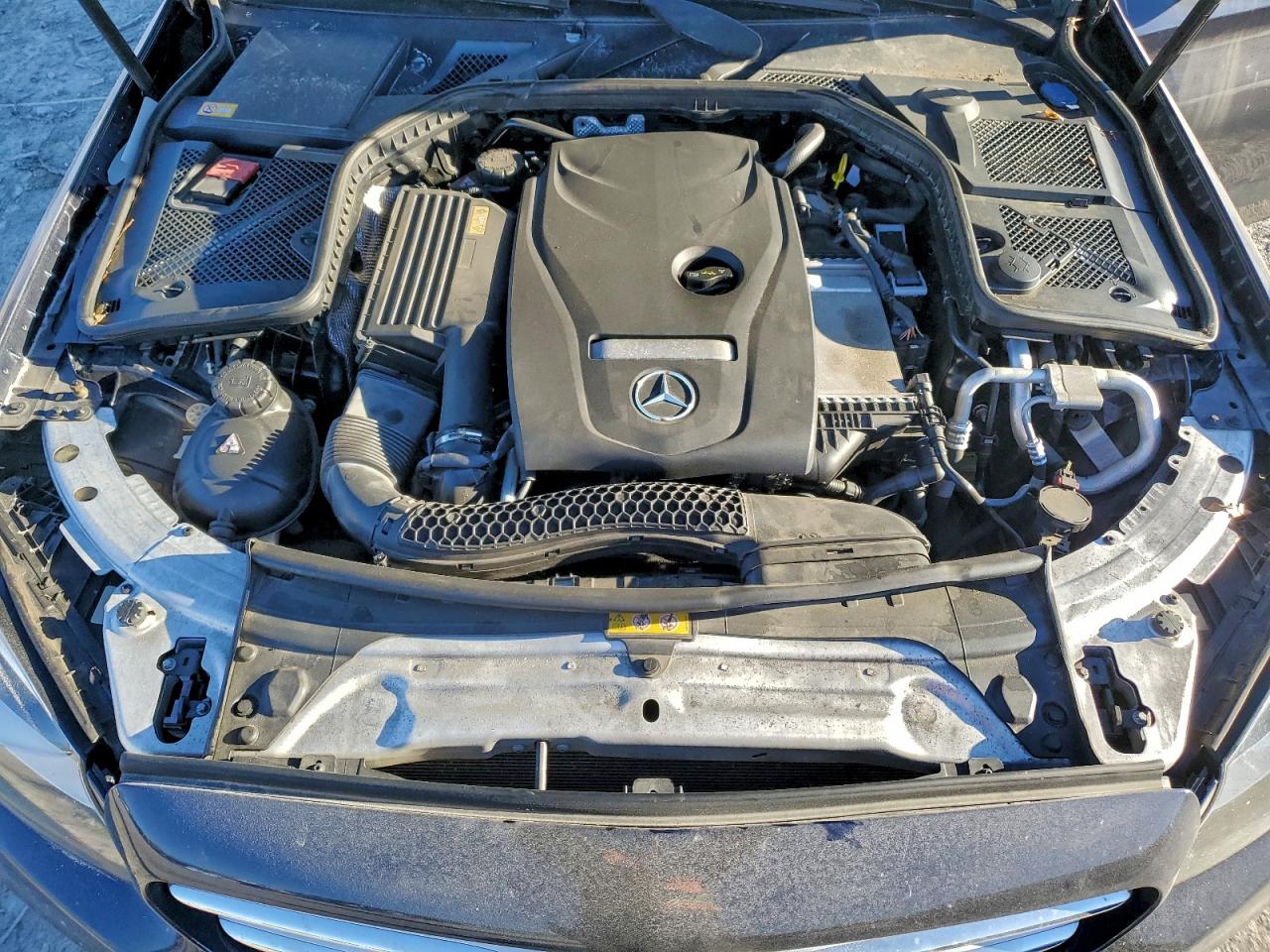2015 MERCEDES-BENZ C 300 photo 31