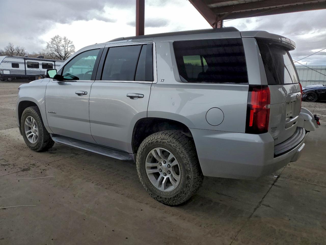 2017 CHEVROLET TAHOE K1500 LT photo 2
