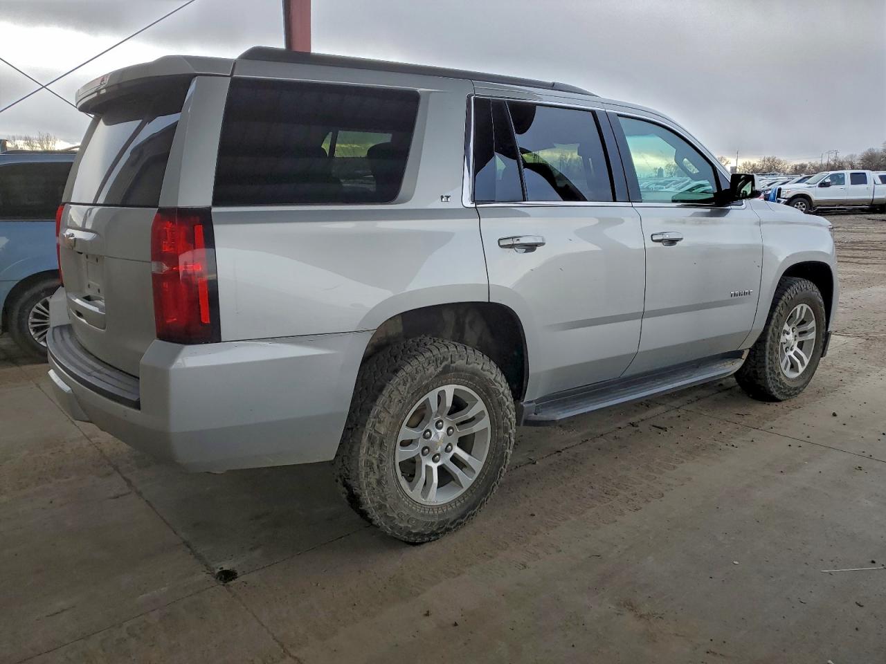 2017 CHEVROLET TAHOE K1500 LT photo 3