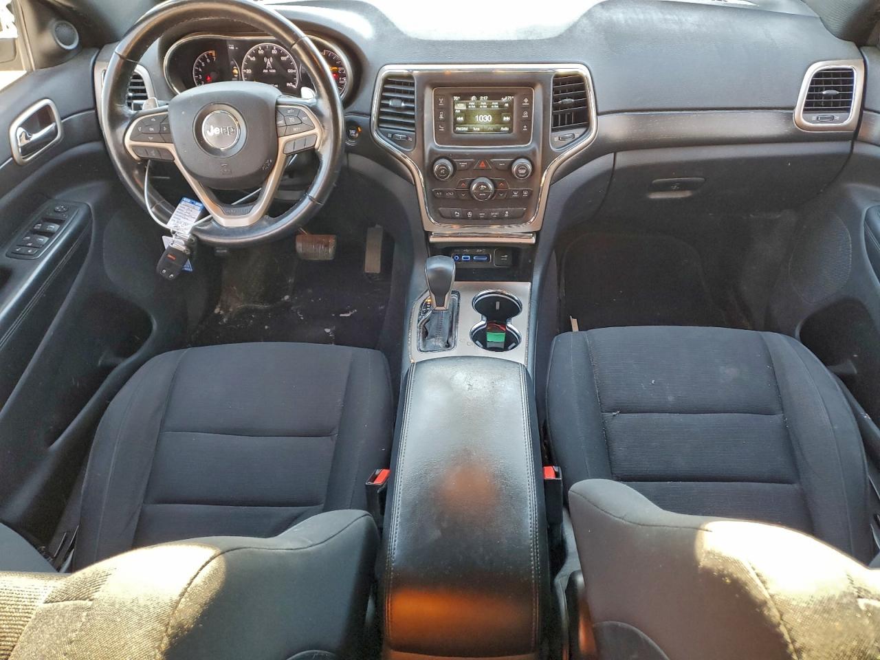 2016 JEEP GRAND CHEROKEE LAREDO photo 15