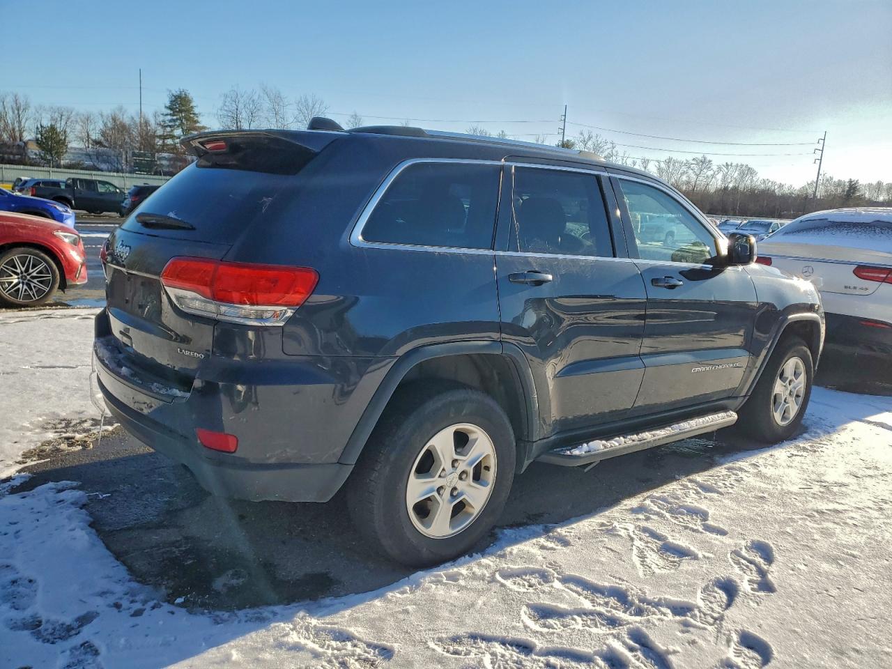 2016 JEEP GRAND CHEROKEE LAREDO photo 5