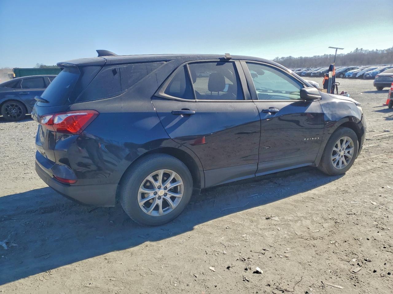 2020 CHEVROLET EQUINOX LS photo 5