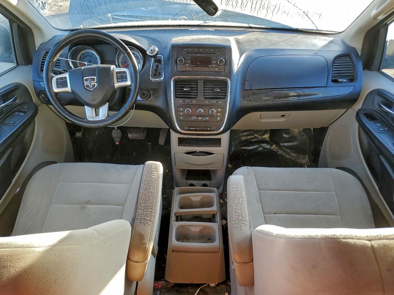 2012 DODGE GRAND CARAVAN SE photo 8