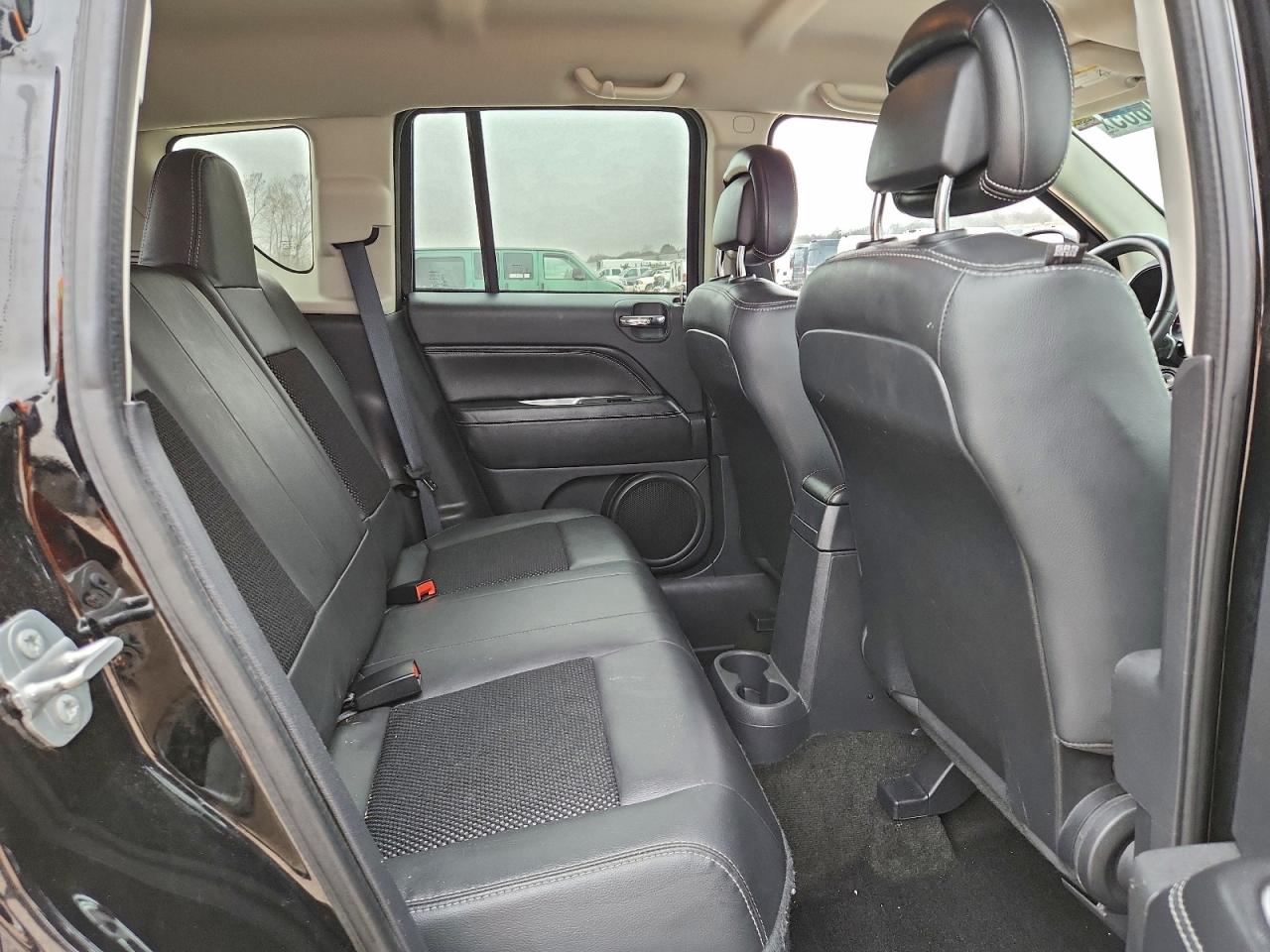 2016 JEEP COMPASS LATITUDE photo 11