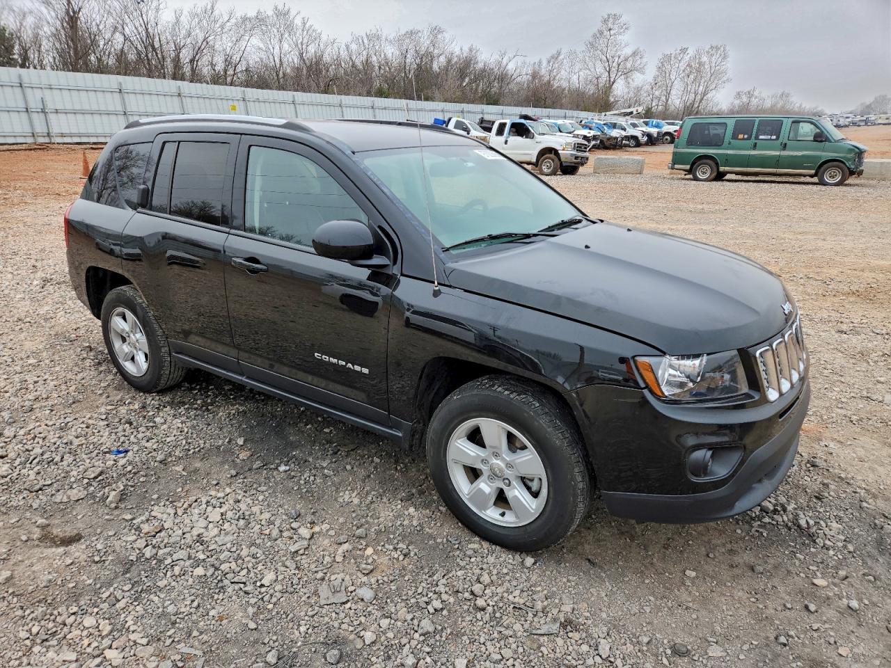 2016 JEEP COMPASS LATITUDE photo 4