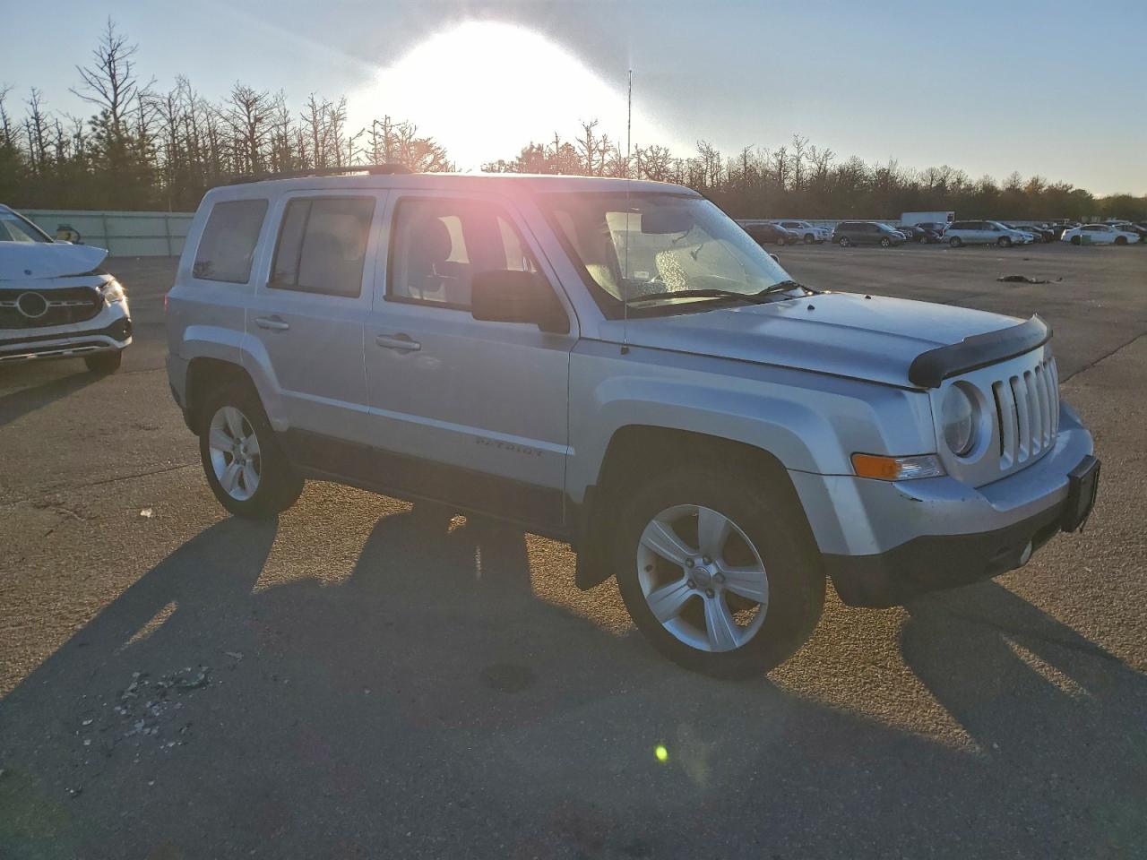 2014 JEEP PATRIOT LATITUDE photo 10