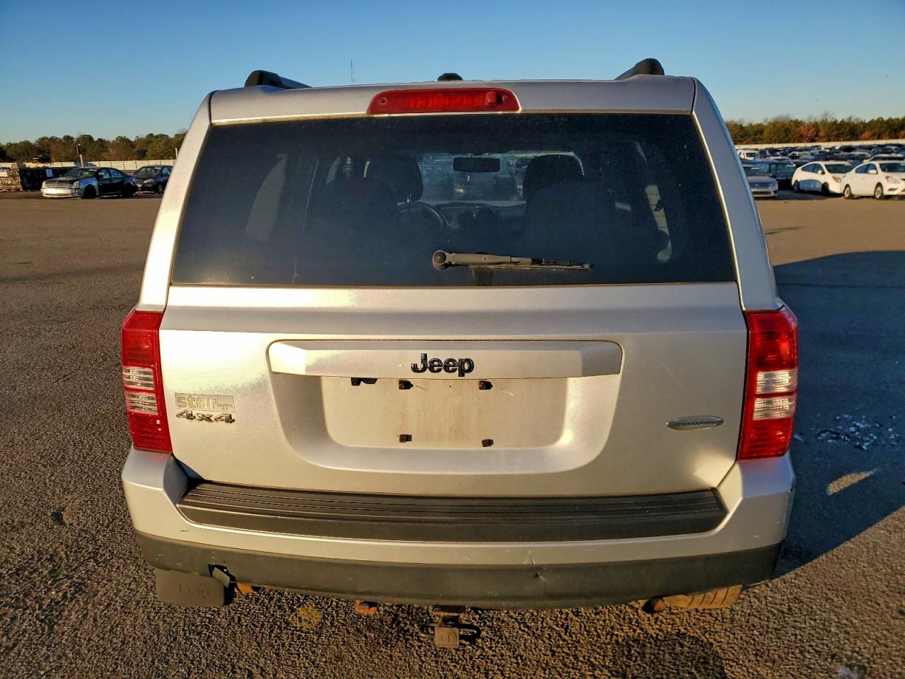 2014 JEEP PATRIOT LATITUDE photo 16