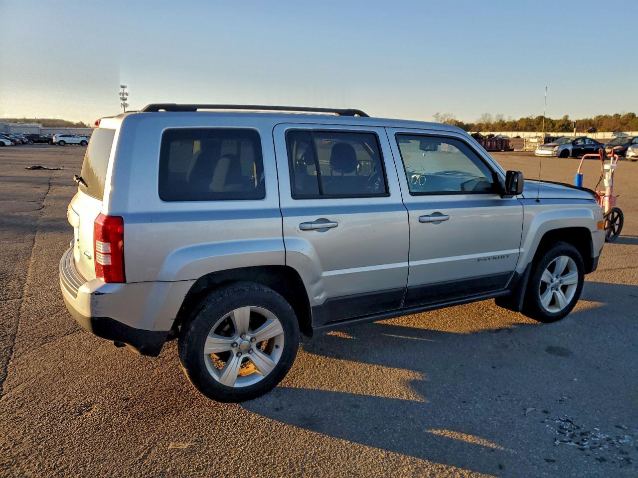 2014 JEEP PATRIOT LATITUDE photo 7