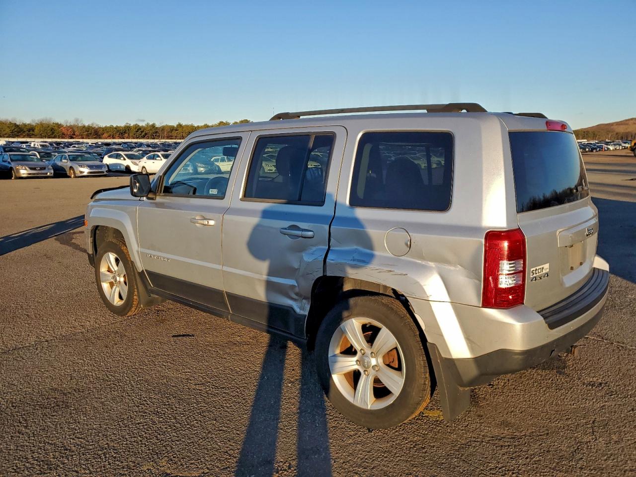2014 JEEP PATRIOT LATITUDE photo 4