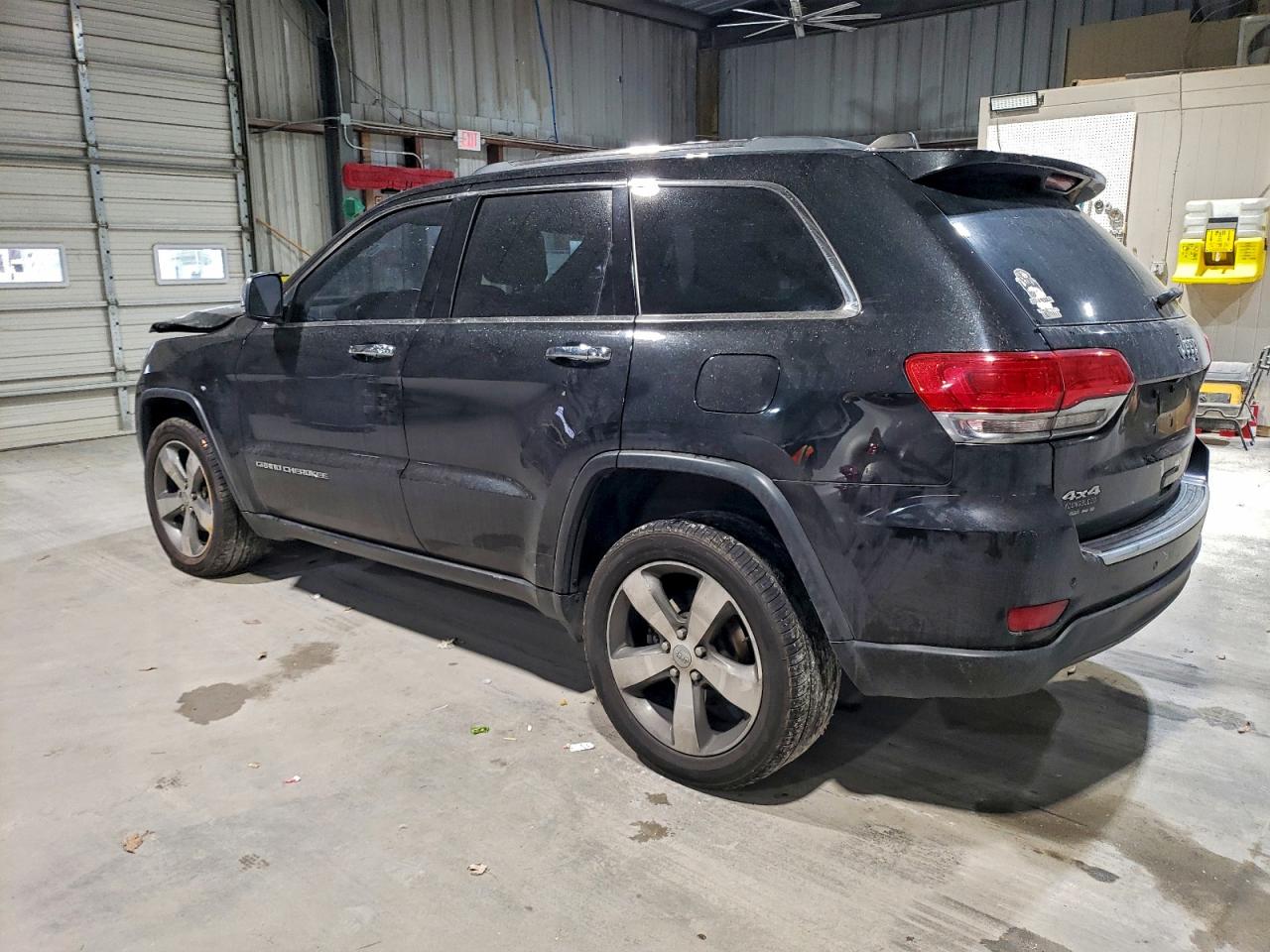 2015 JEEP GRAND CHEROKEE LIMITED photo 2