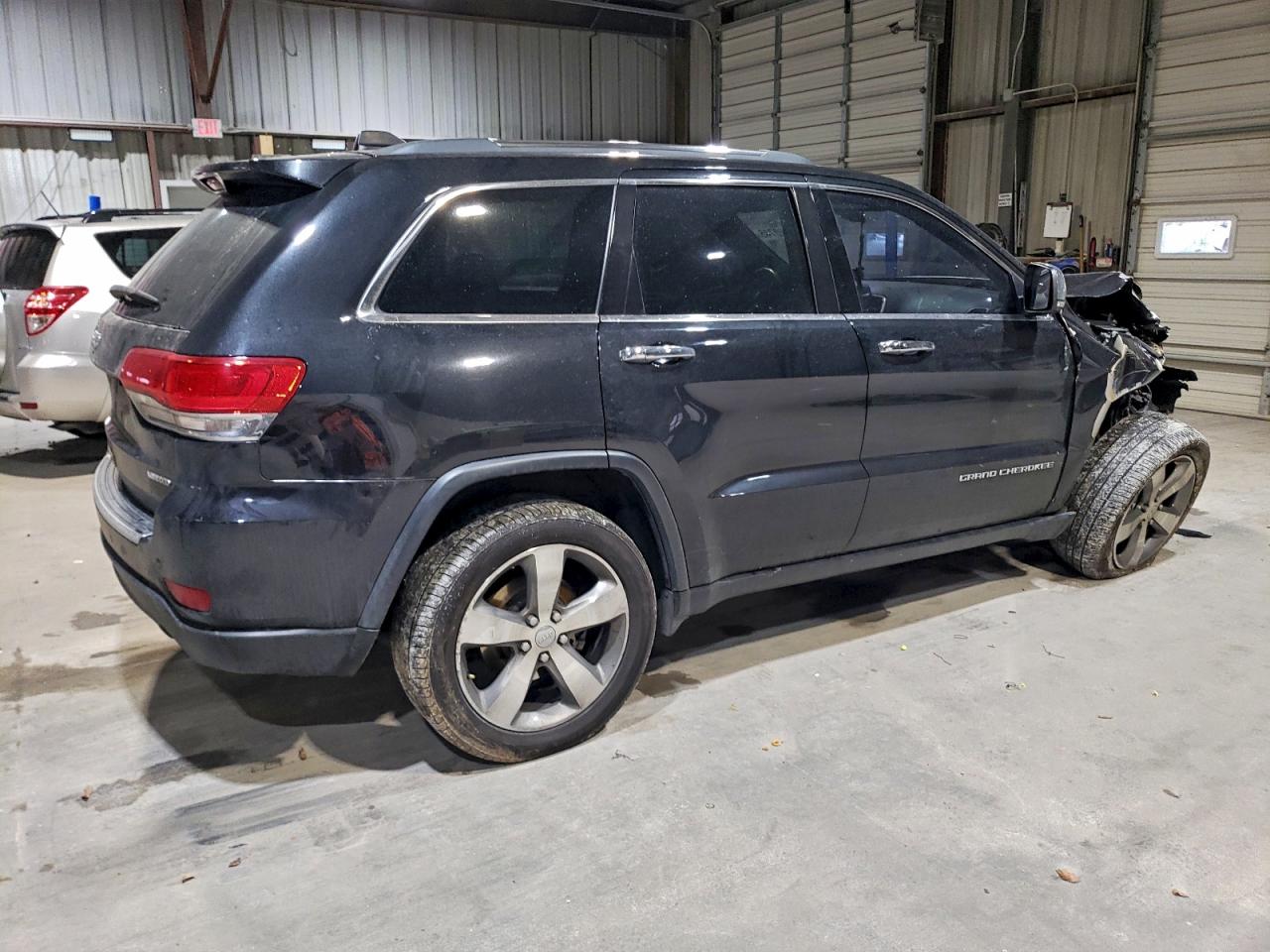2015 JEEP GRAND CHEROKEE LIMITED photo 3