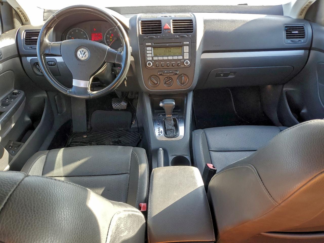 2009 VOLKSWAGEN JETTA SE photo 8