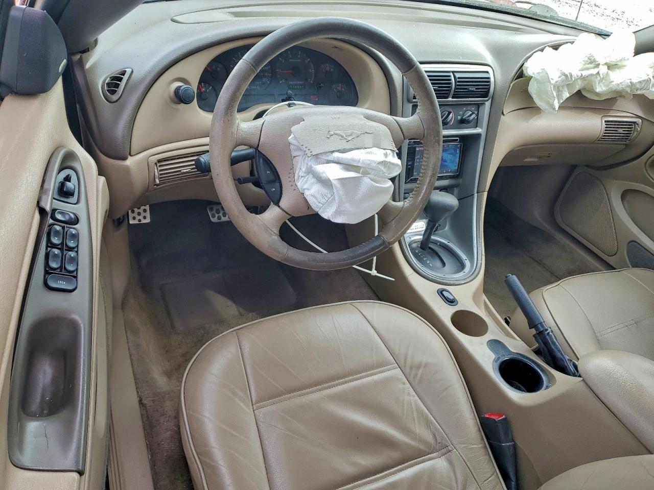 2004 FORD MUSTANG photo 8