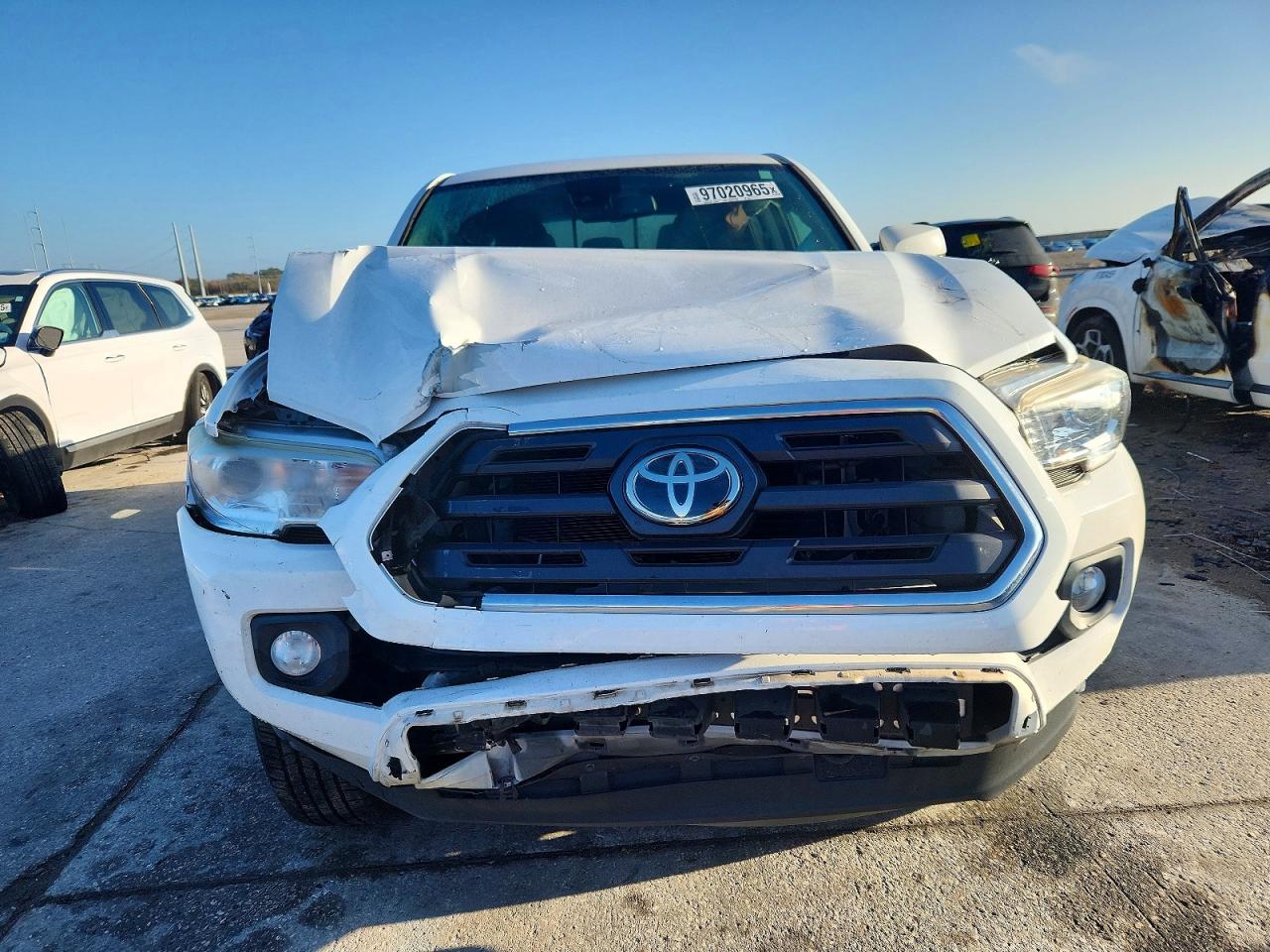 2019 TOYOTA TACOMA DOUBLE CAB photo 5