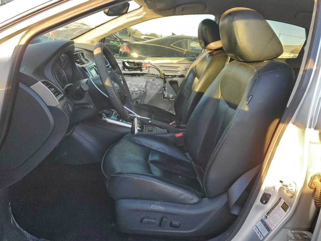 2016 NISSAN SENTRA S photo 13