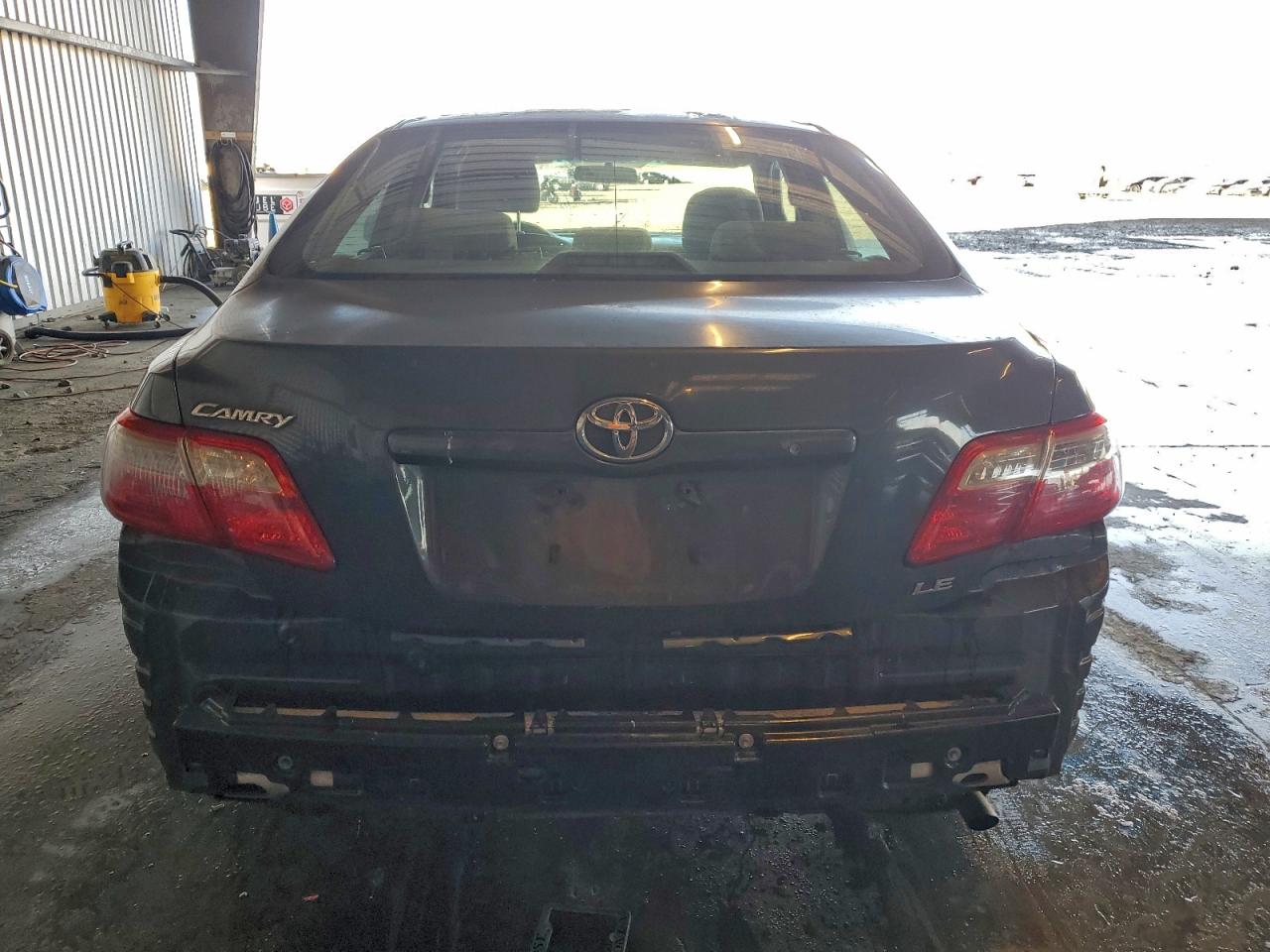 2009 TOYOTA CAMRY photo 11