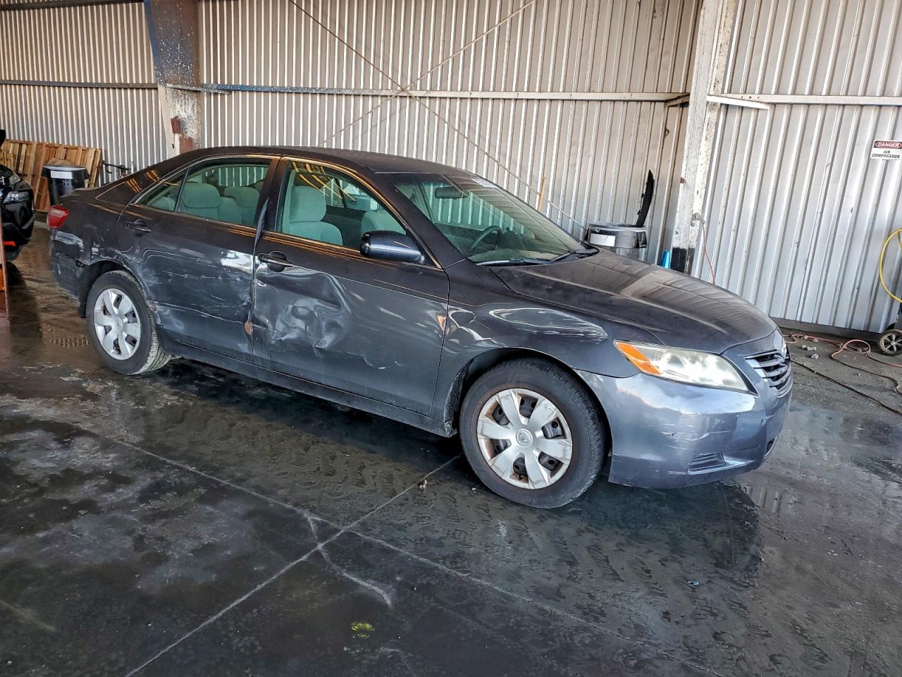 2009 TOYOTA CAMRY photo 7