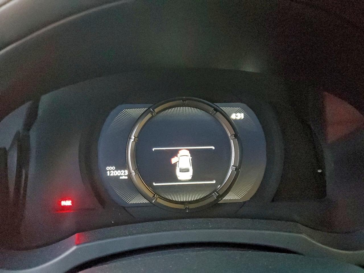 2021 LEXUS IS photo 25