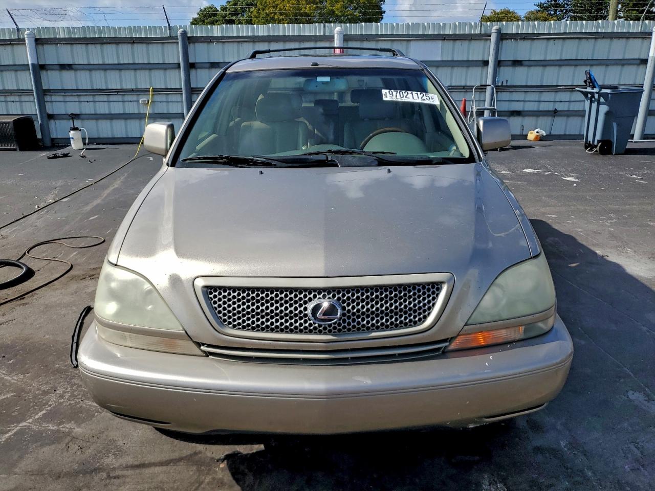 2002 LEXUS RX 300 photo 9