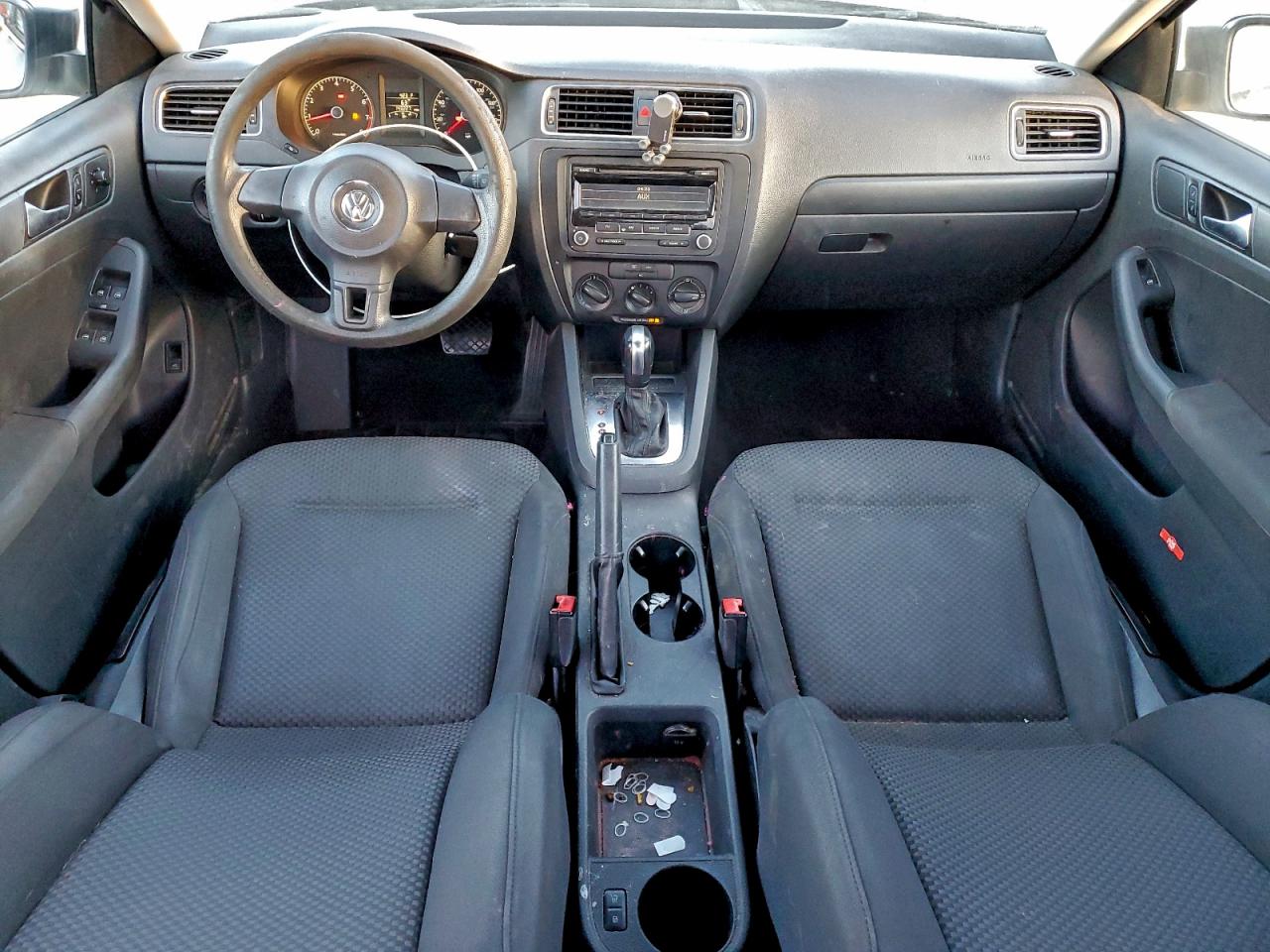 2012 VOLKSWAGEN JETTA BASE photo 22