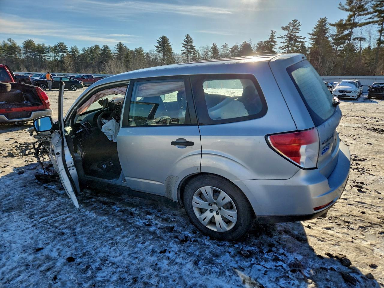 2010 SUBARU FORESTER 2.5X photo 2