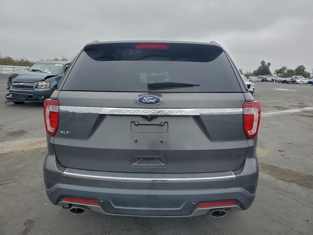 2018 FORD EXPLORER XLT photo 16
