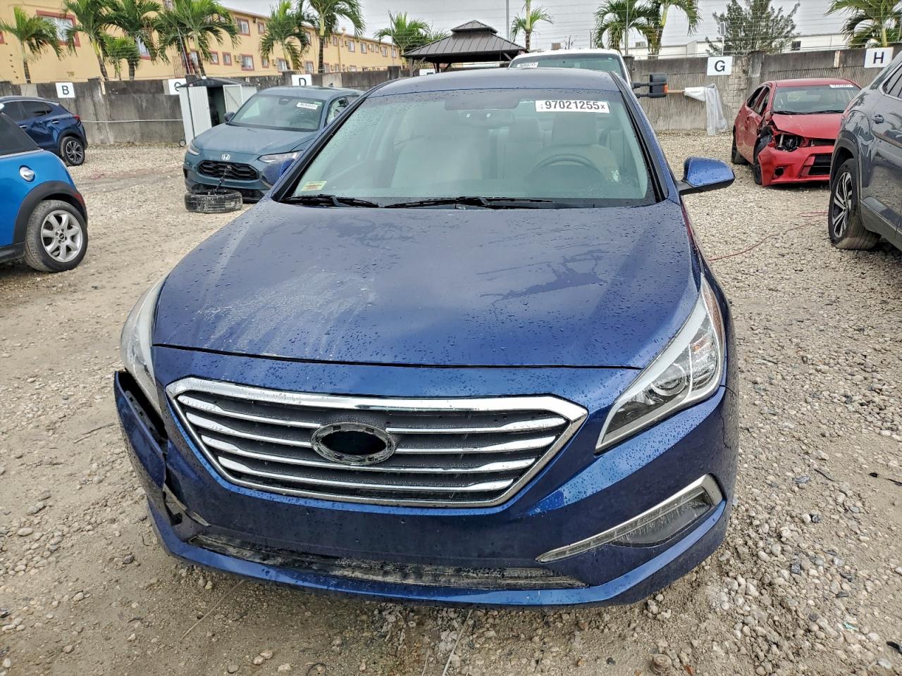 2015 HYUNDAI SONATA SE photo 5