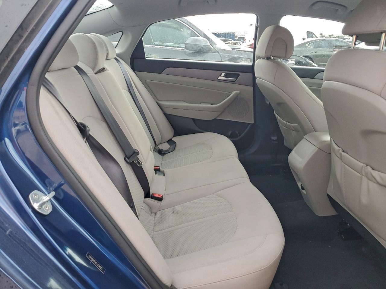 2015 HYUNDAI SONATA SE photo 10