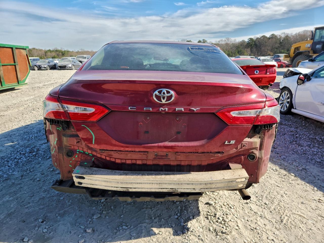 2018 TOYOTA CAMRY L photo 6