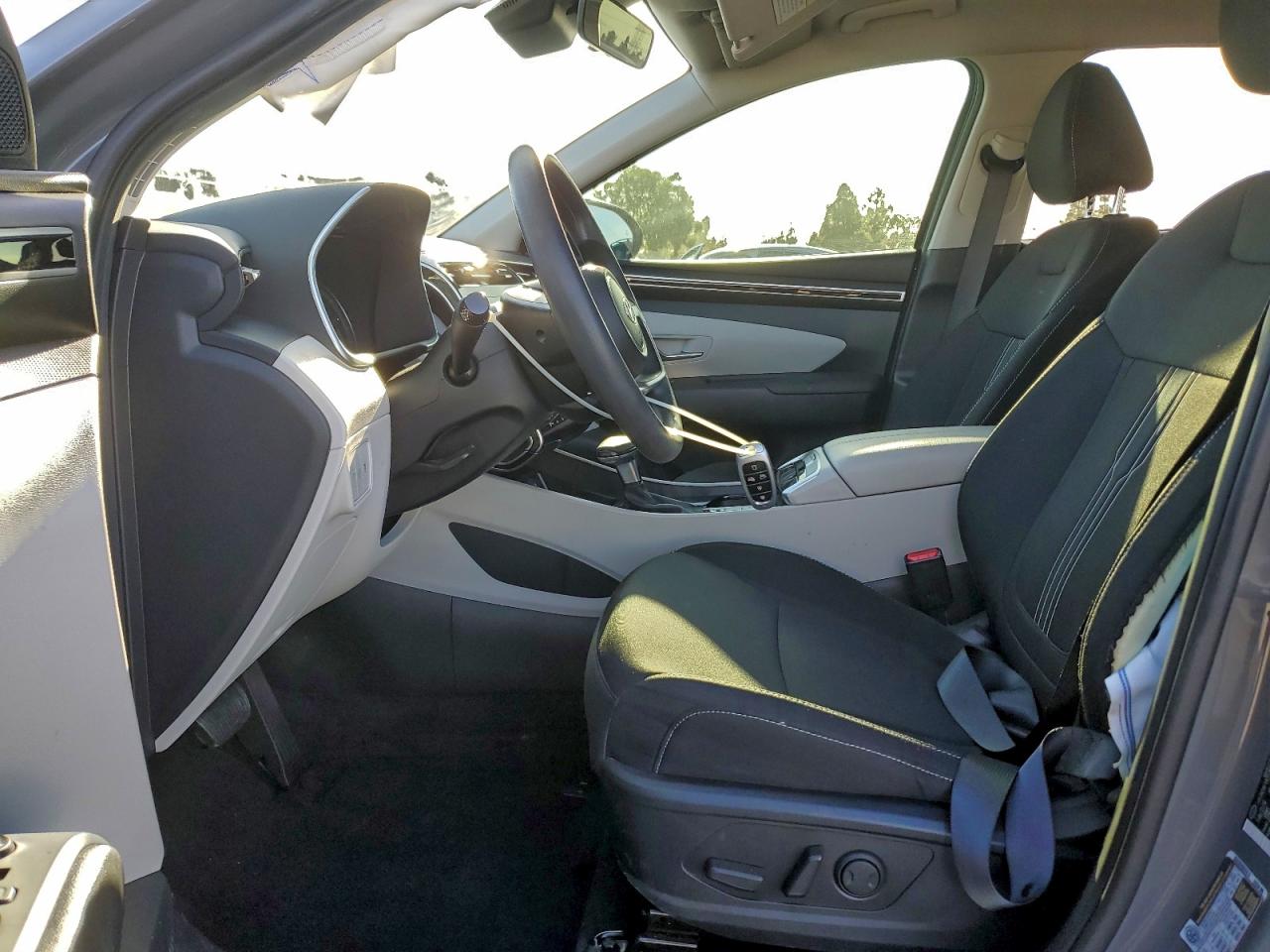 2024 HYUNDAI TUCSON SEL photo 13