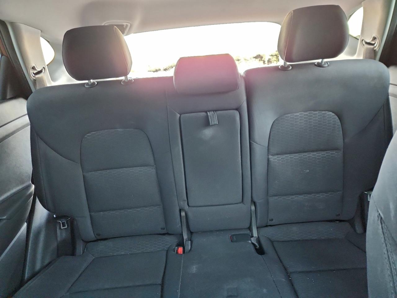 2019 HYUNDAI TUCSON SE photo 19