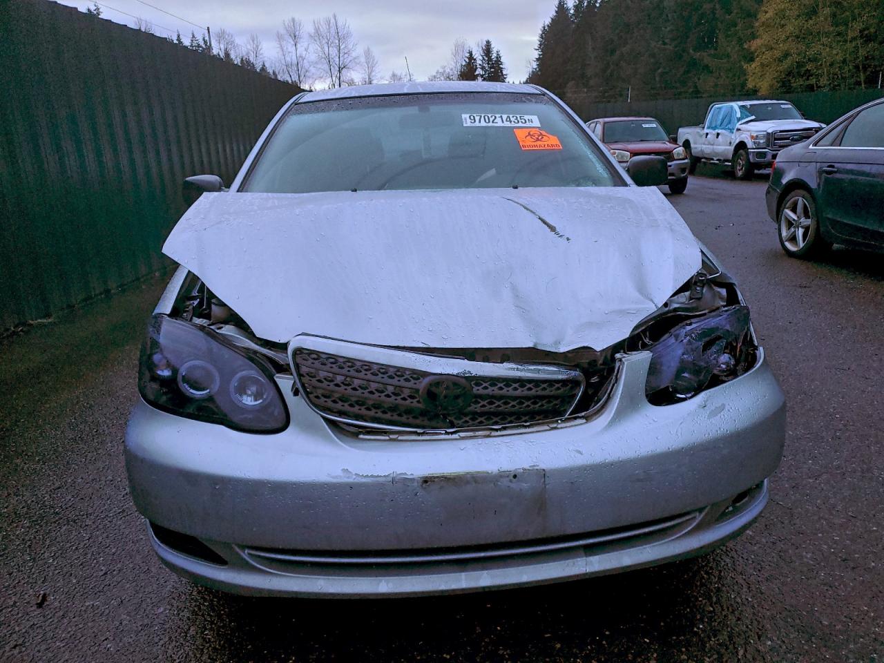 2005 TOYOTA COROLLA CE photo 9