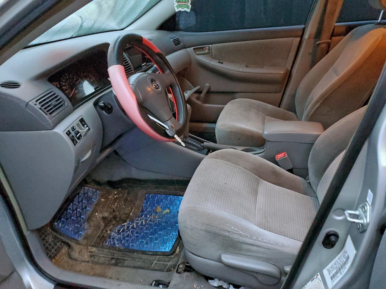 2005 TOYOTA COROLLA CE photo 13