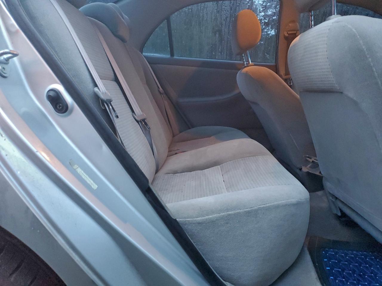 2005 TOYOTA COROLLA CE photo 19