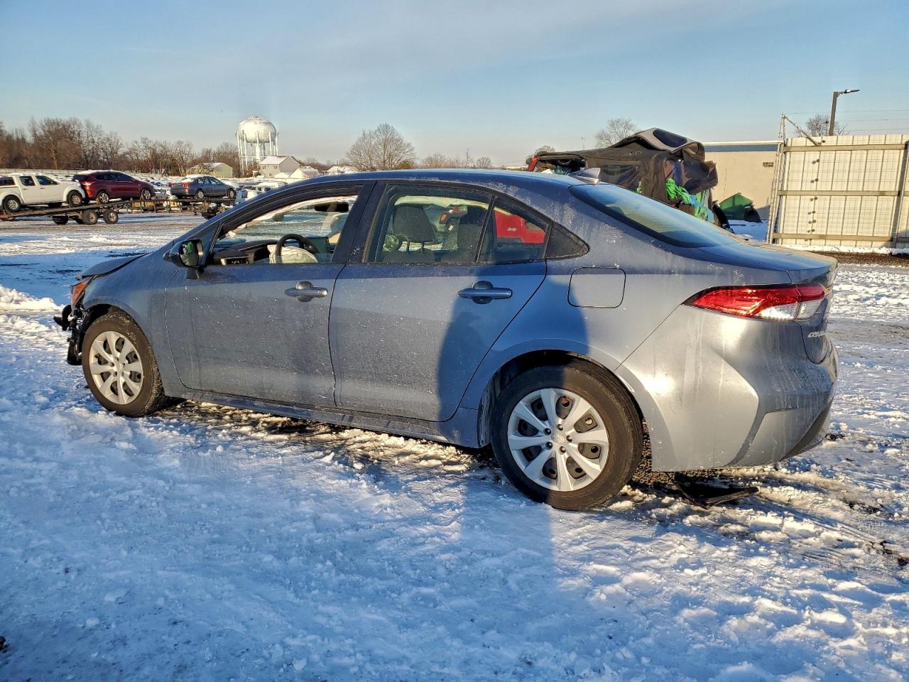 2022 TOYOTA COROLLA LE photo 2