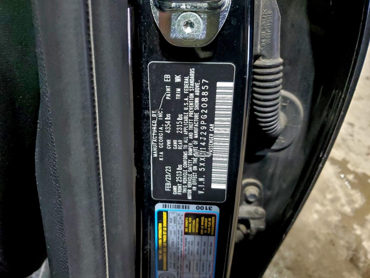 2023 KIA K5 LXS photo 12