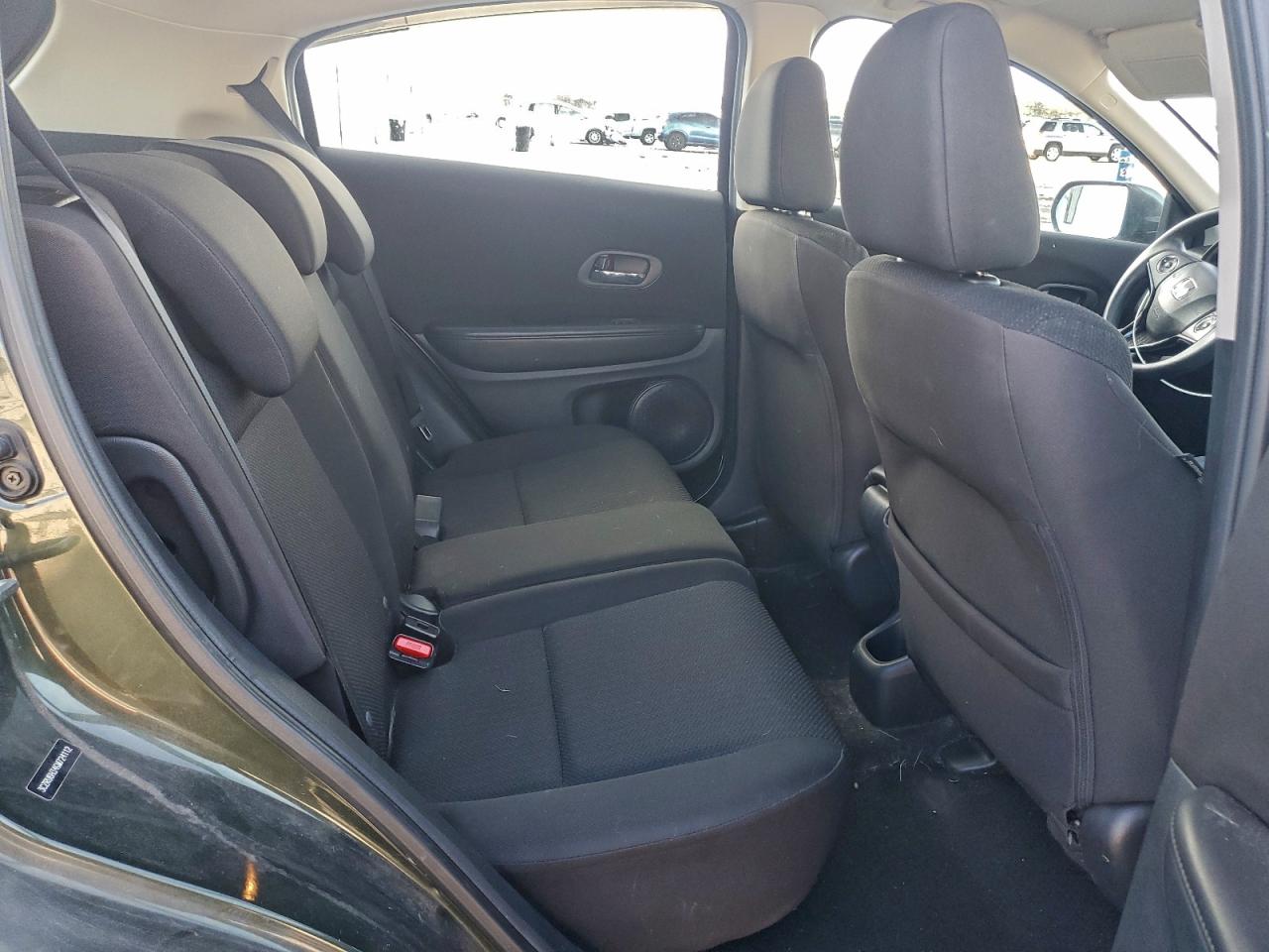 2016 HONDA HR-V LX photo 31