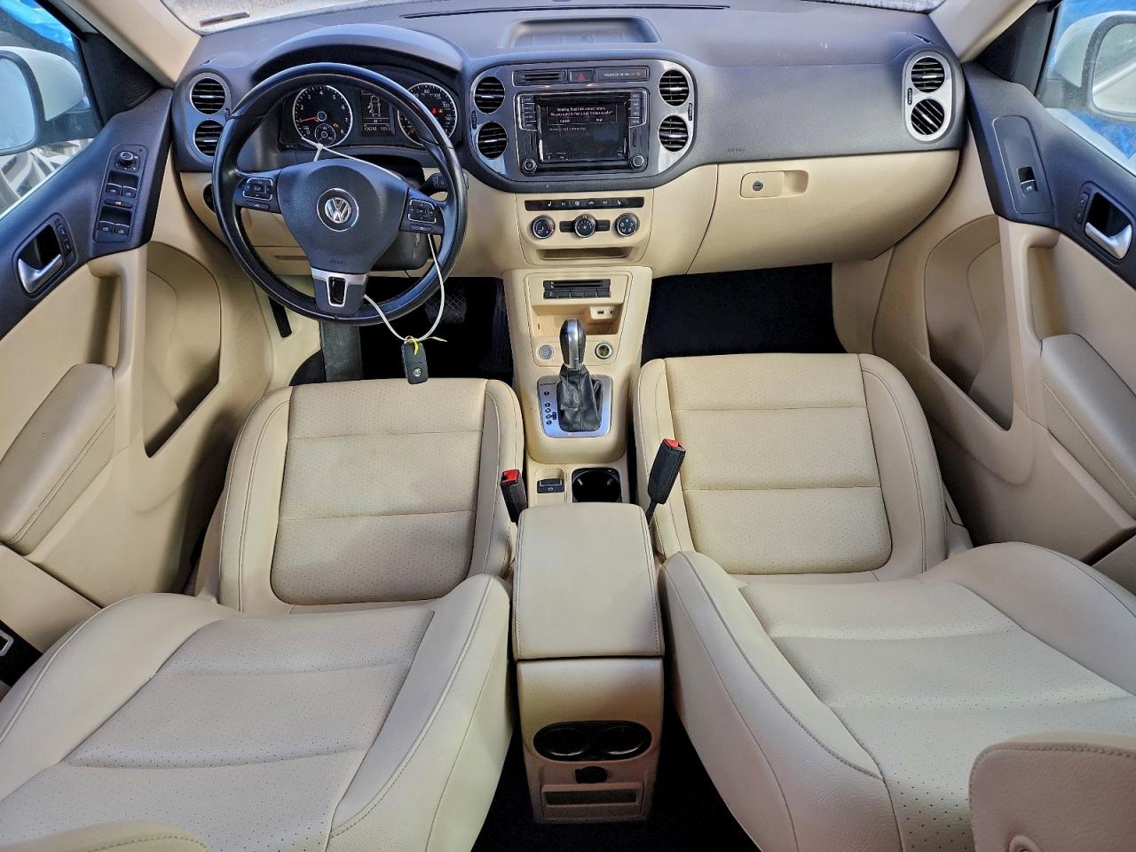 2016 VOLKSWAGEN TIGUAN S photo 8