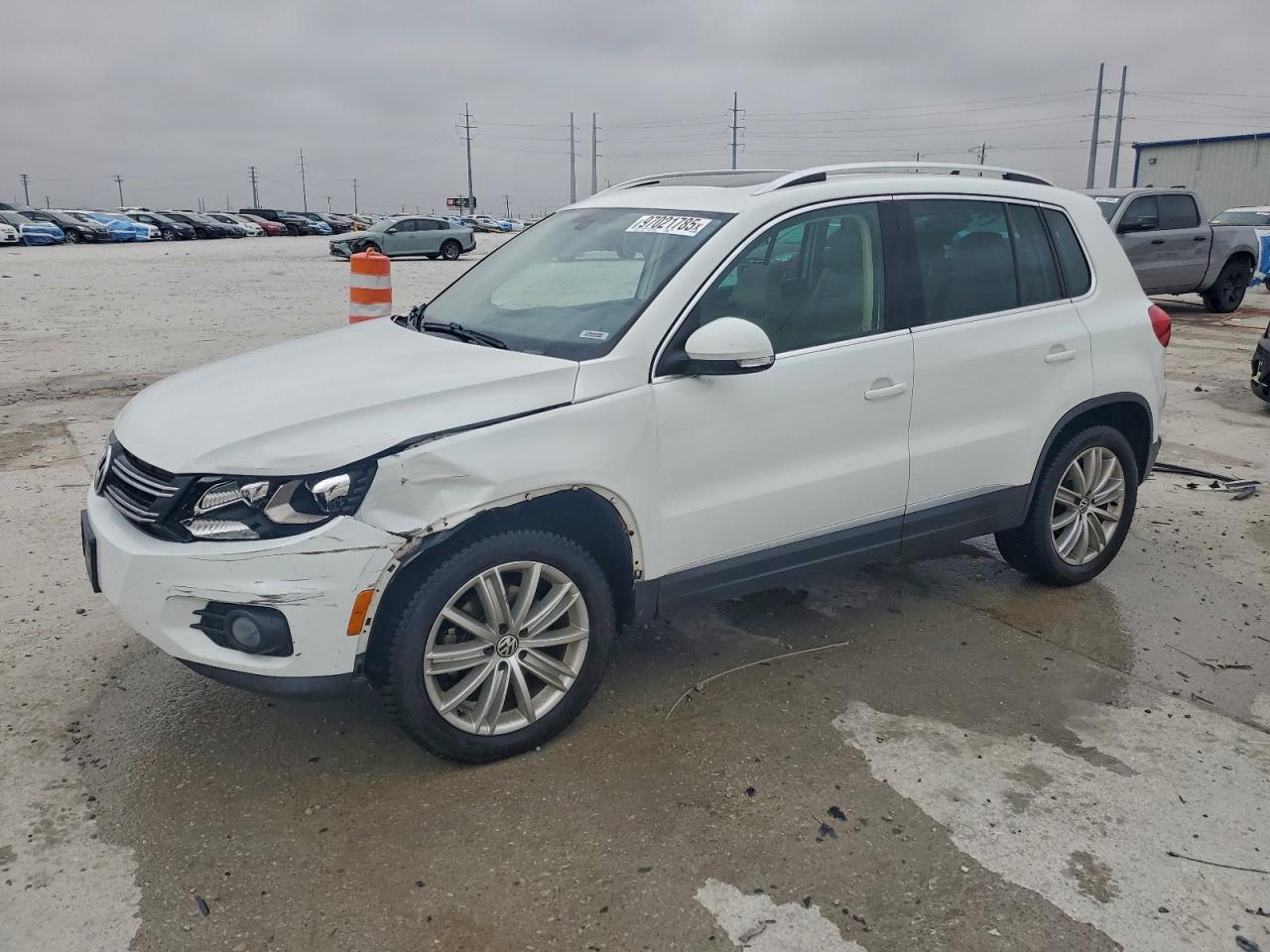 2016 VOLKSWAGEN TIGUAN