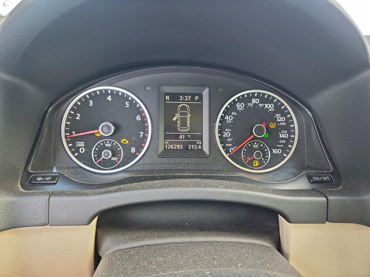 2016 VOLKSWAGEN TIGUAN S photo 9