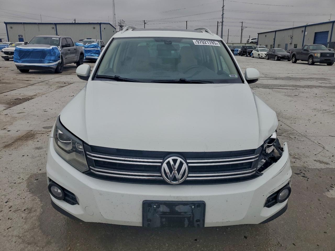 2016 VOLKSWAGEN TIGUAN S photo 5