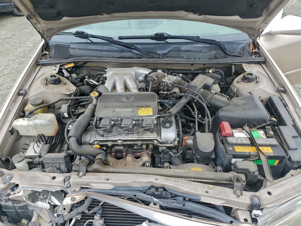 1999 TOYOTA CAMRY LE photo 11