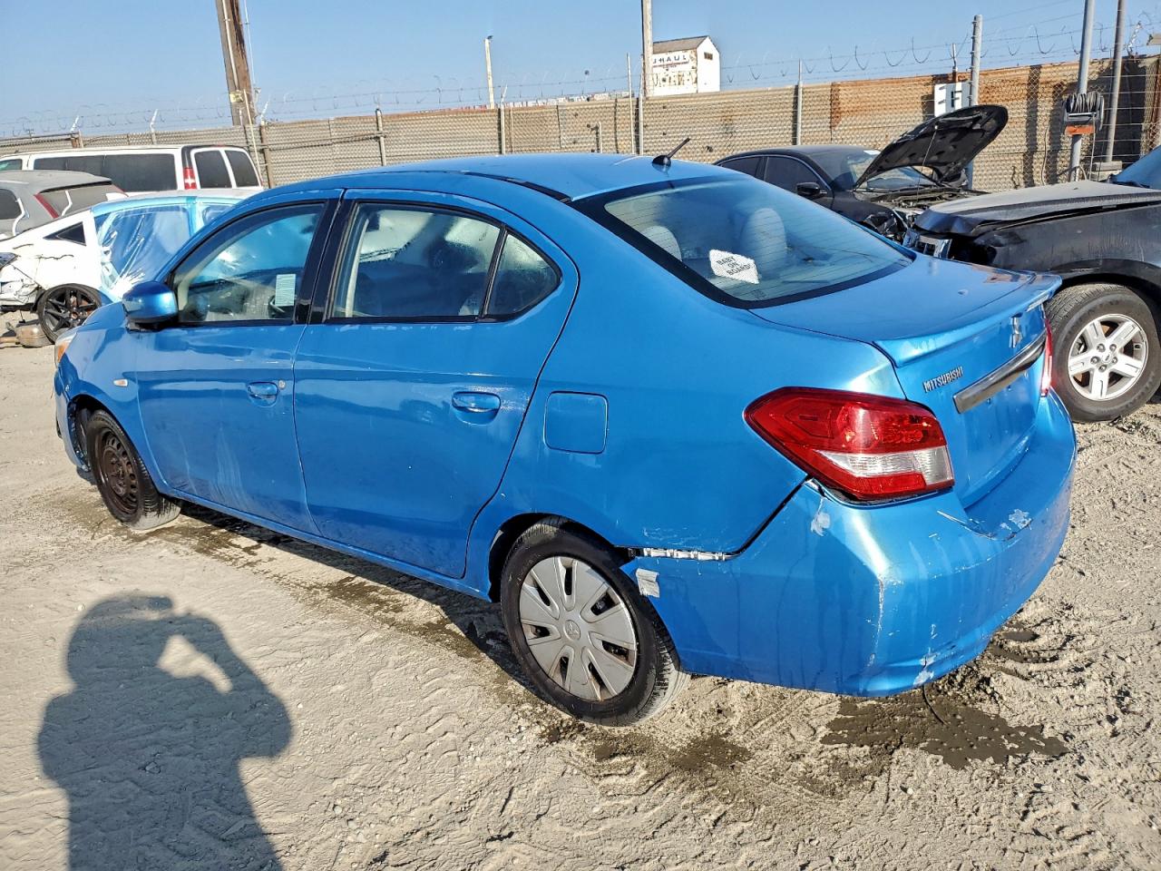 2017 MITSUBISHI MIRAGE G4 ES photo 2