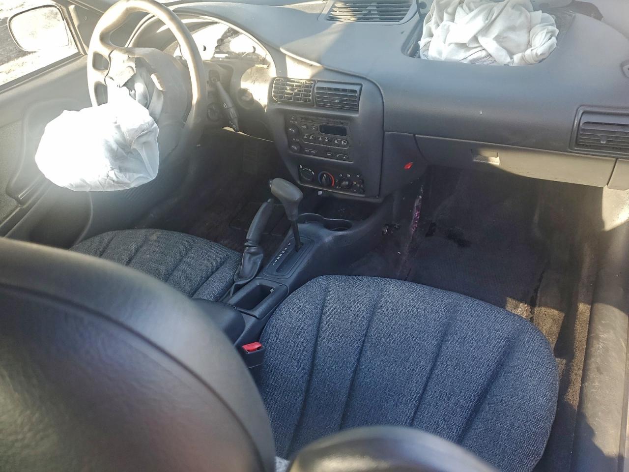 2004 CHEVROLET CAVALIER photo 15