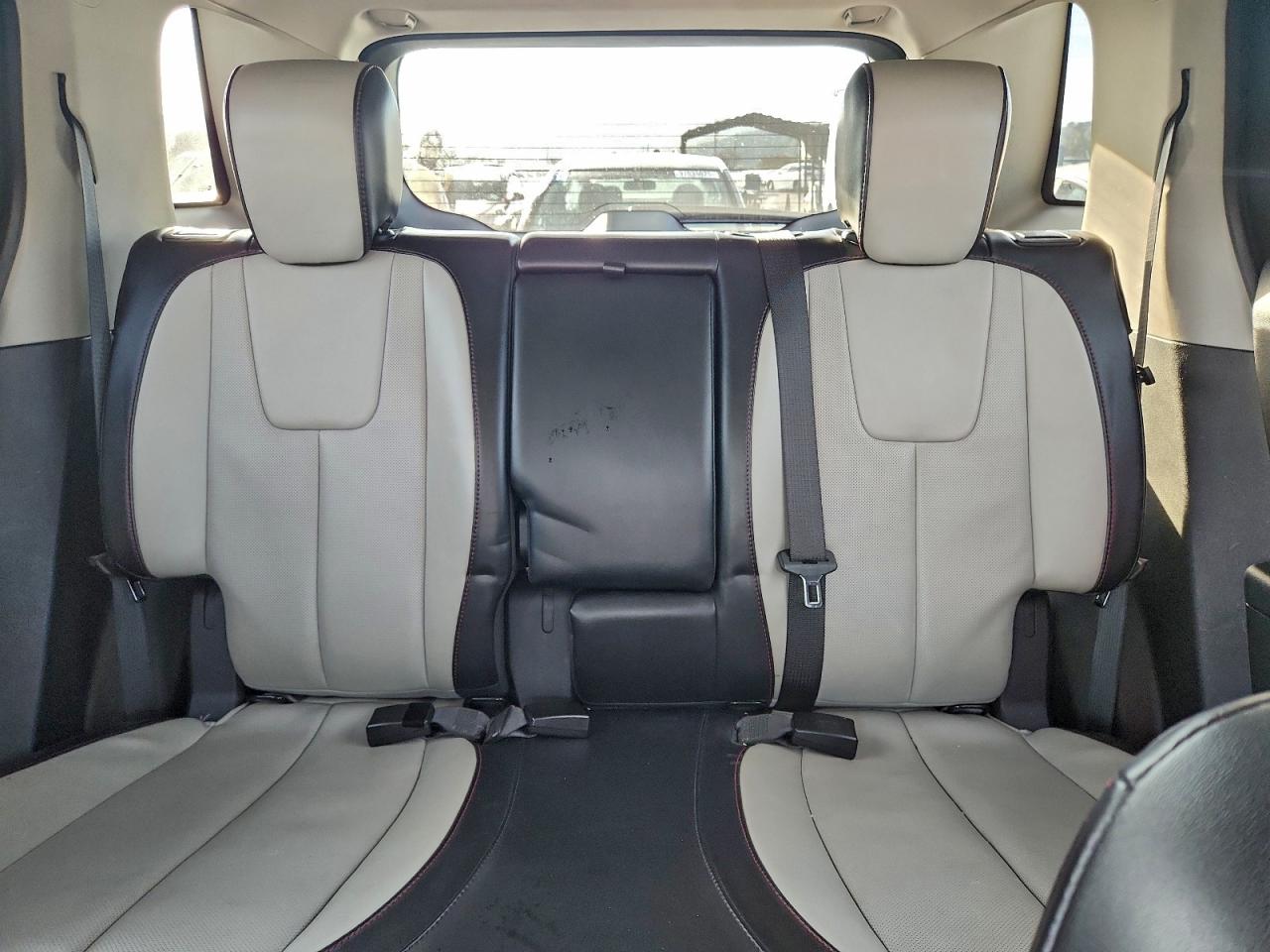 2012 GMC TERRAIN SLT photo 10