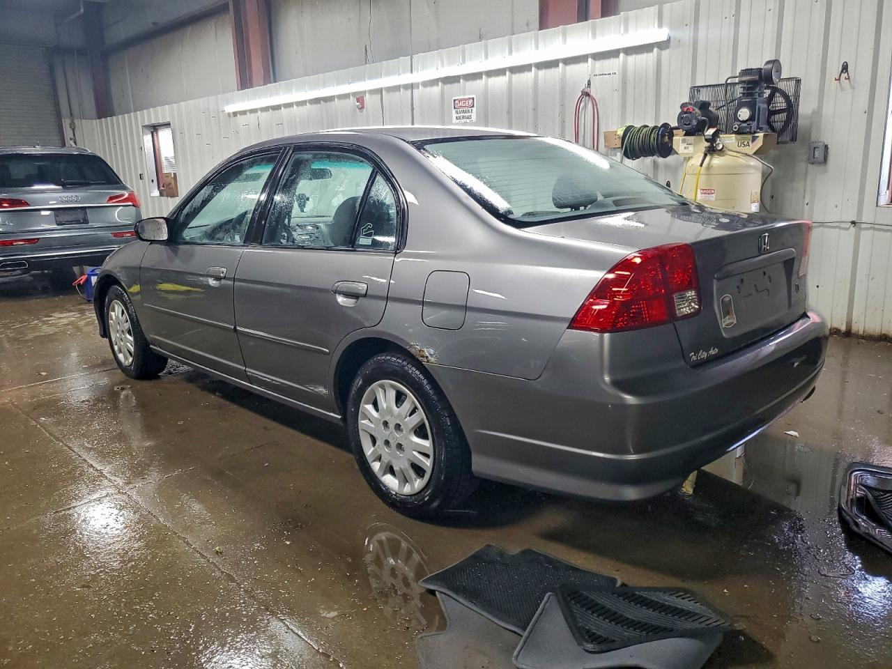 2004 HONDA CIVIC LX photo 2