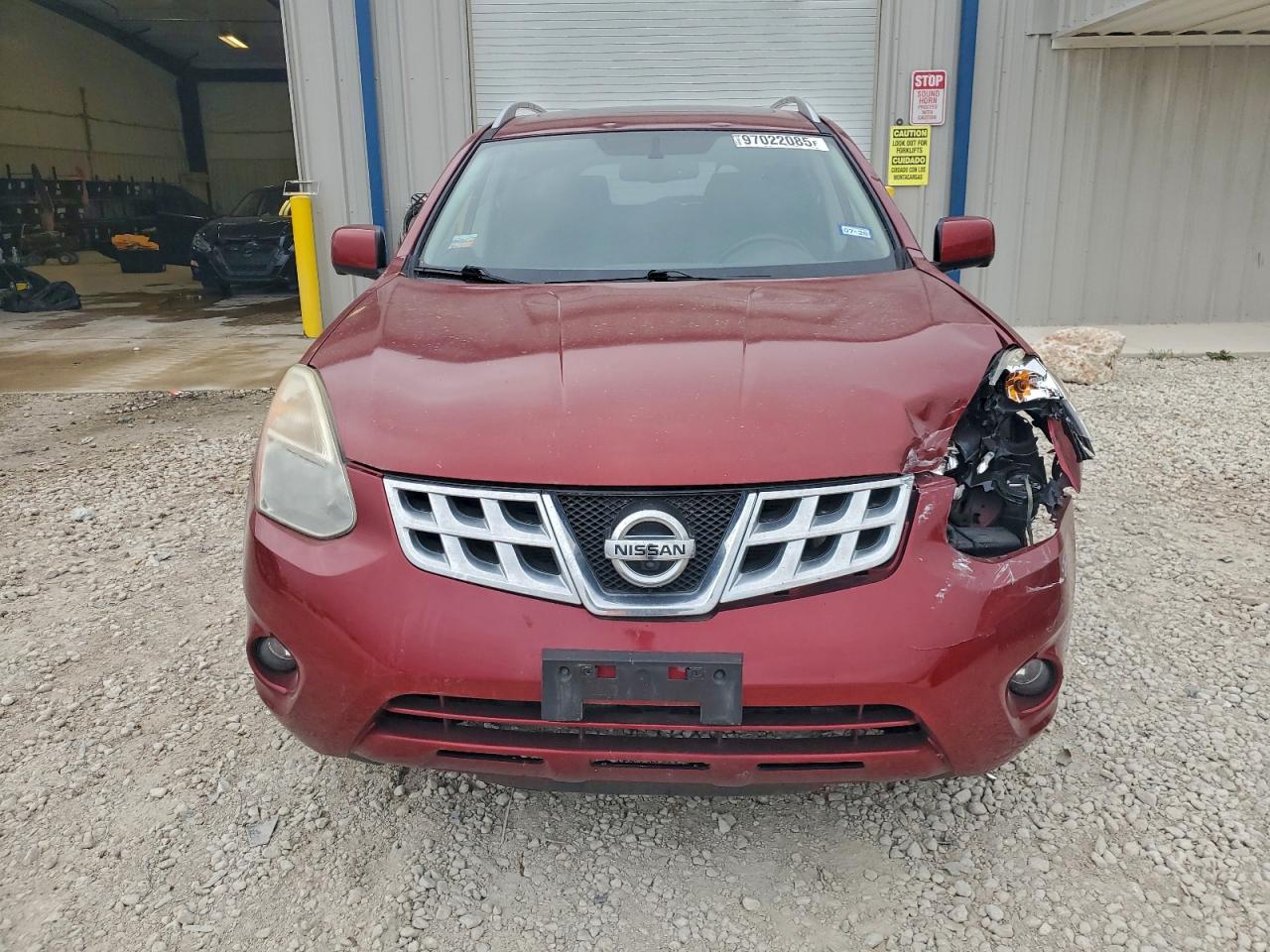 2013 NISSAN ROGUE S photo 5